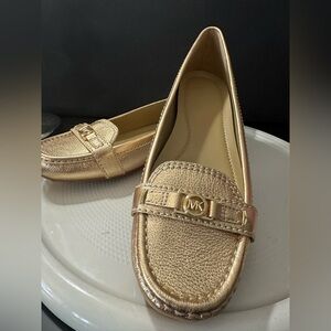 🆕Michael Kors MANDY Gold Metallic Leather Loafers